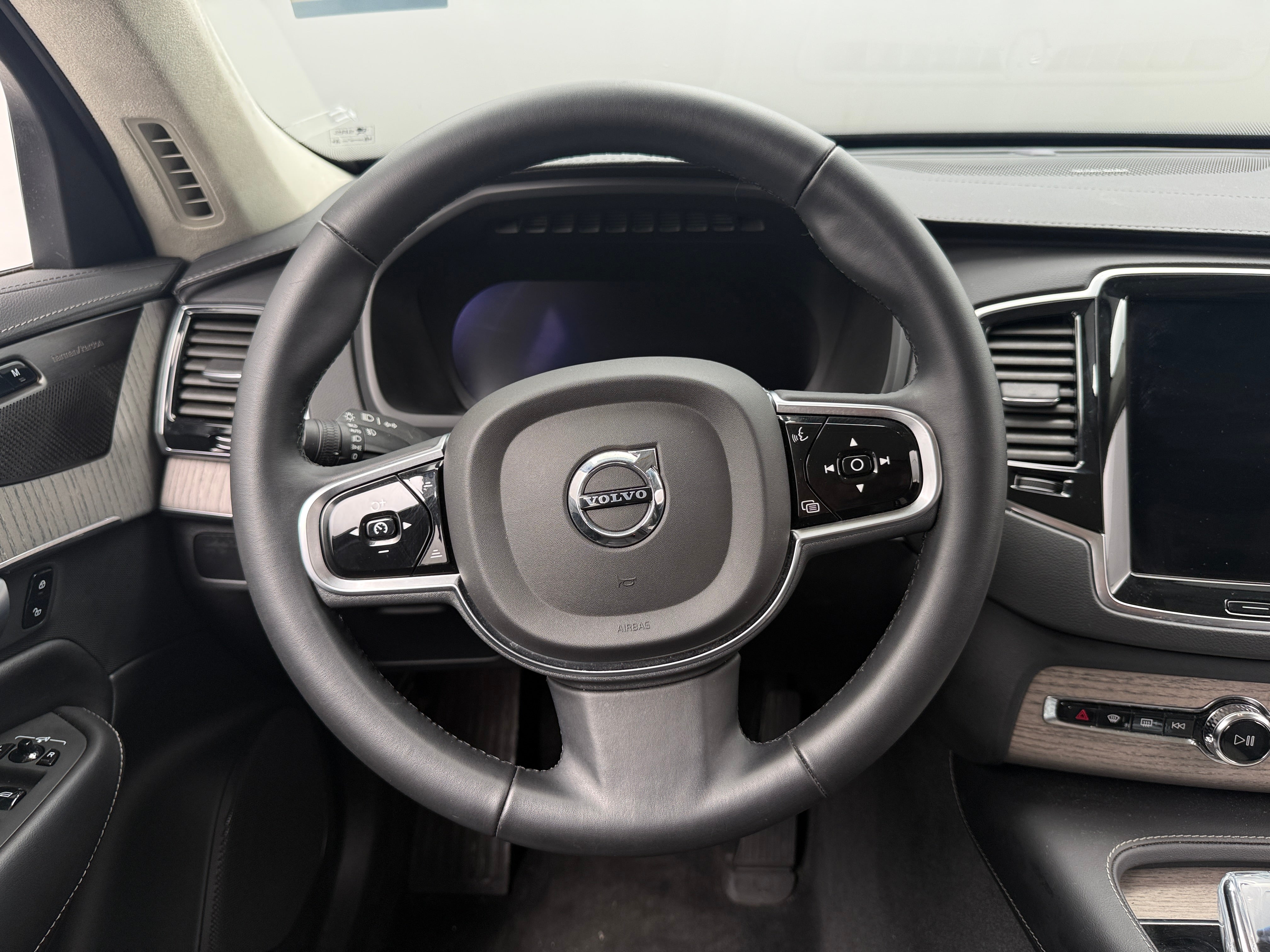 volvo xc90 2024 YV4062PF4R1188062 image volvo xc90 2024 YV4062PF4R1188062 image