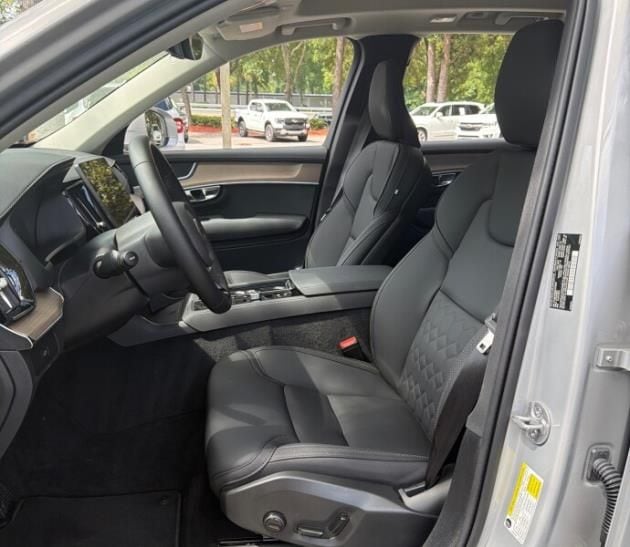 volvo xc90 2025 YV4M12PB6S1379937 image volvo xc90 2025 YV4M12PB6S1379937 image