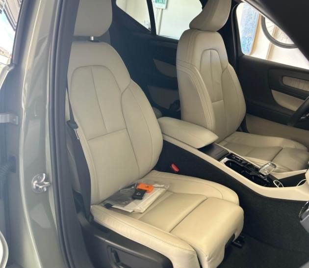 volvo xc40 2023 YV4L12UA6P2091361 image volvo xc40 2023 YV4L12UA6P2091361 image