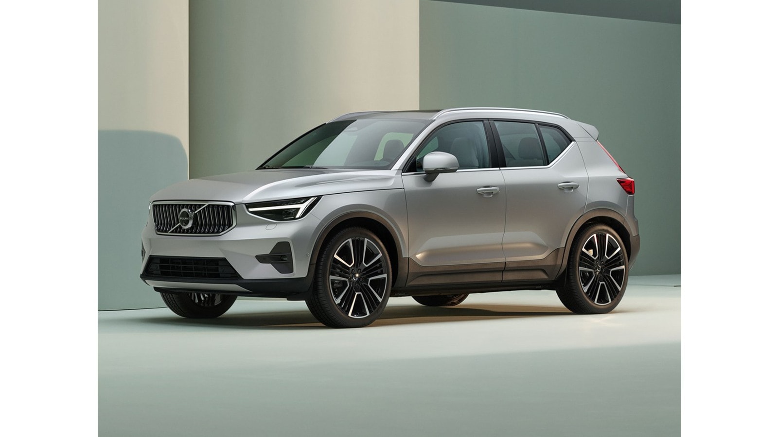 volvo xc40 2023 YV4L12UW1P2113696 image