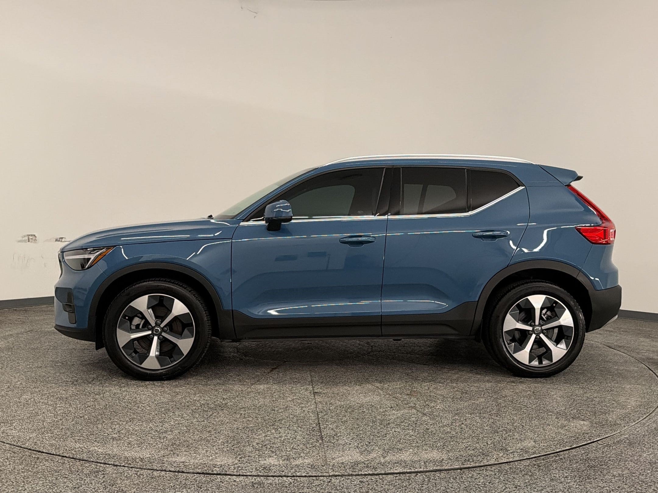 volvo xc40 2023 YV4K92HN2P2075353 image volvo xc40 2023 YV4K92HN2P2075353 image
