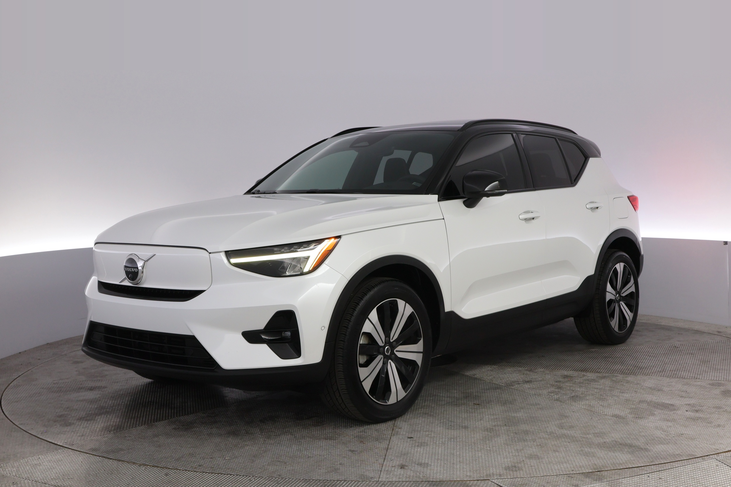 volvo xc40 2023 YV4ED3UL6P2983293 image volvo xc40 2023 YV4ED3UL6P2983293 image