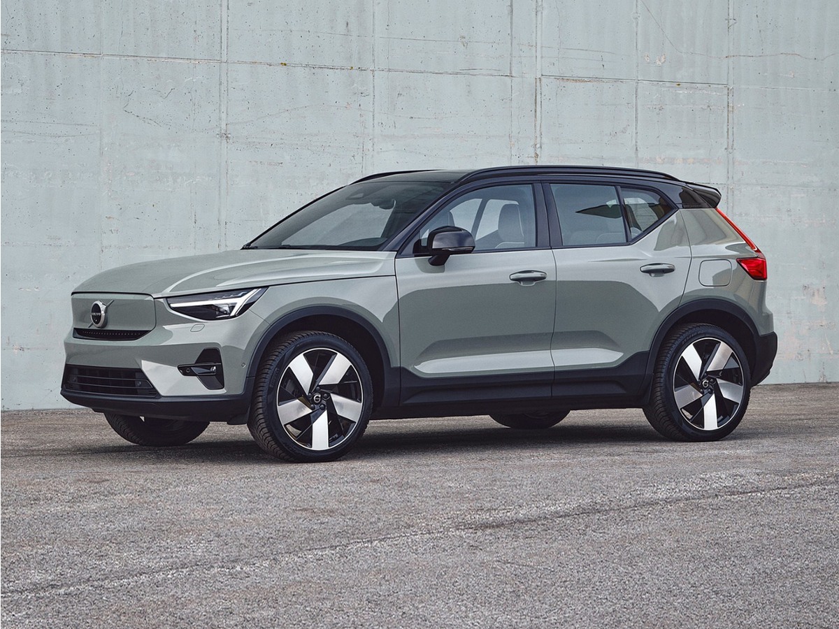 volvo xc40 2023 YV4ED3UW9P2041815 image volvo xc40 2023 YV4ED3UW9P2041815 image