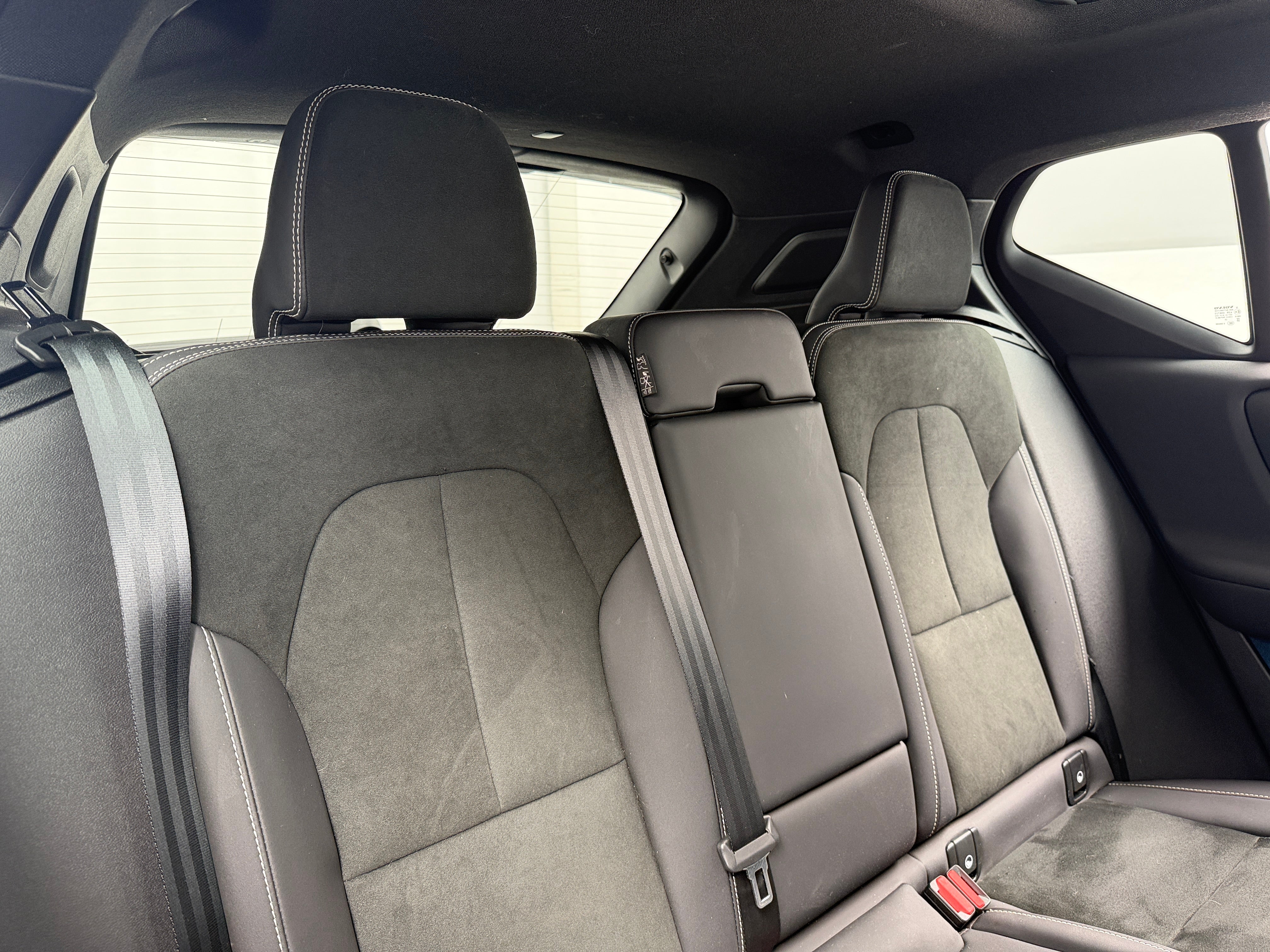 volvo xc40 2023 YV4ED3UL8P2067165 image volvo xc40 2023 YV4ED3UL8P2067165 image