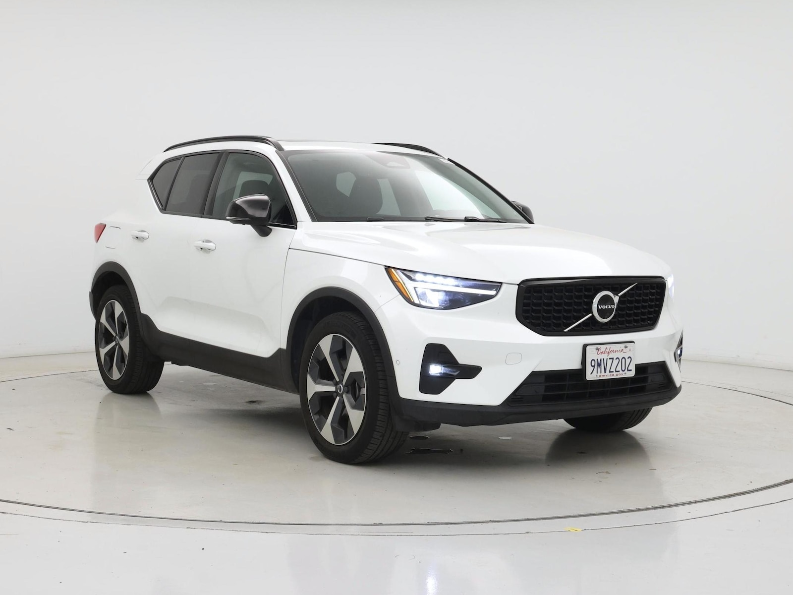volvo xc40 2023 YV4K92HM3P2049206 image volvo xc40 2023 YV4K92HM3P2049206 image