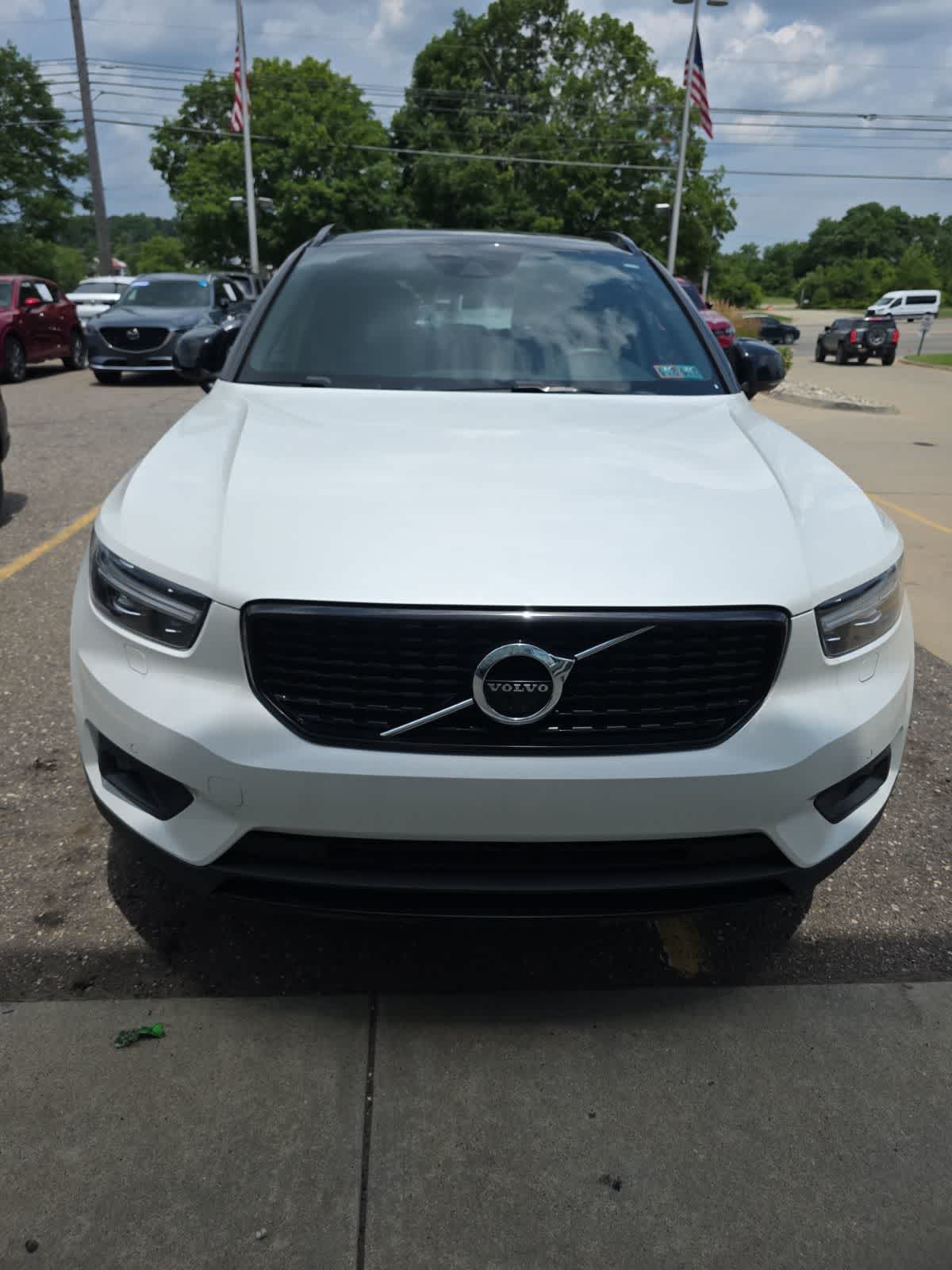 volvo xc40 2019 YV4162UM2K2057042 image volvo xc40 2019 YV4162UM2K2057042 image