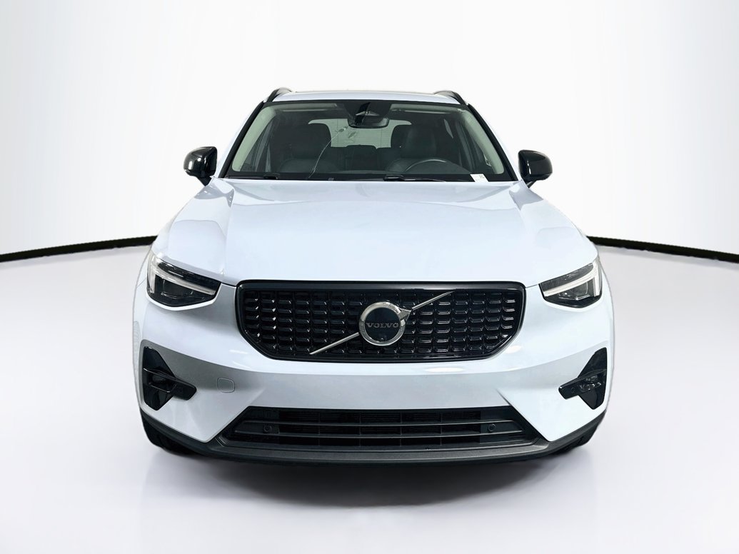volvo xc40 2026 YV4L12UC7T2720914 image volvo xc40 2026 YV4L12UC7T2720914 image
