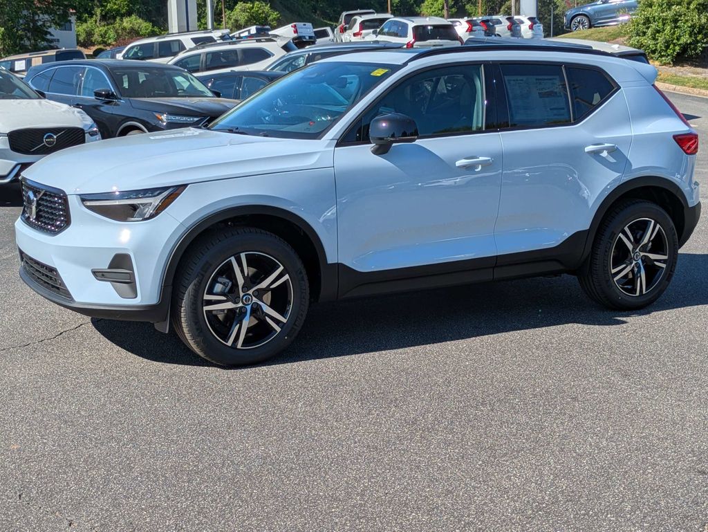volvo xc40 2026 YV4L12UJ6T2801188 image volvo xc40 2026 YV4L12UJ6T2801188 image