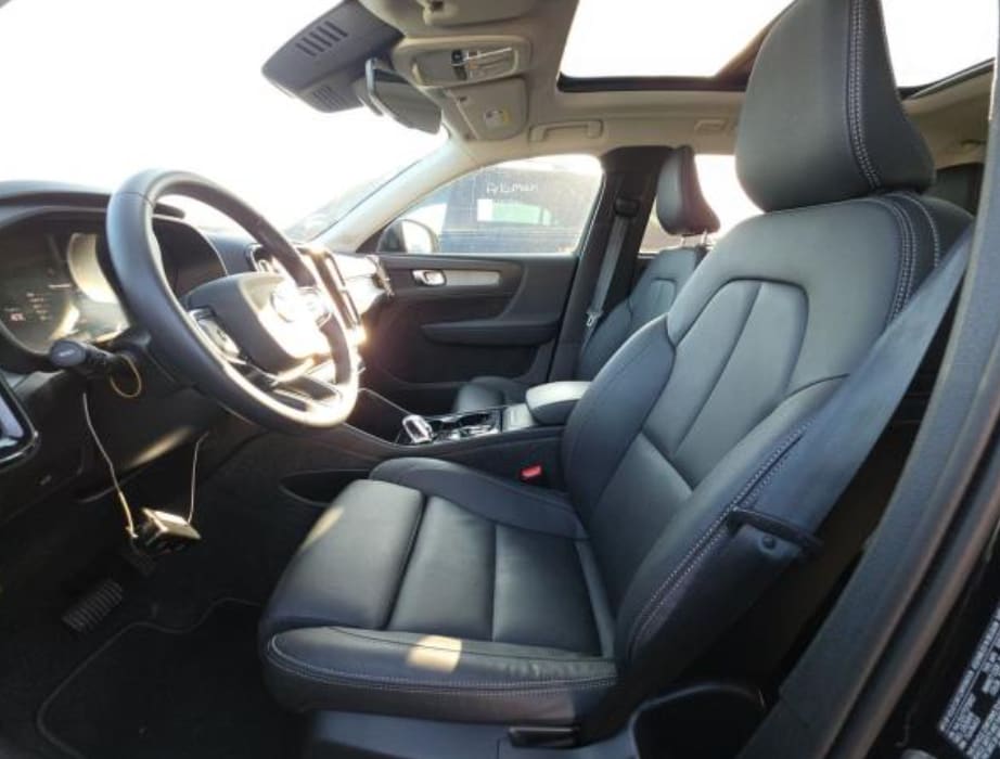 volvo xc40 2026 YV4L12UC7T2728527 image volvo xc40 2026 YV4L12UC7T2728527 image