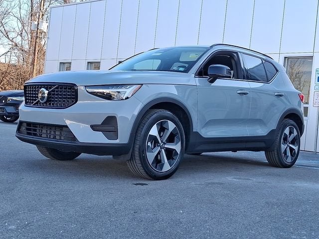 volvo xc40 2026 YV4L12UJ9T2745795 image volvo xc40 2026 YV4L12UJ9T2745795 image