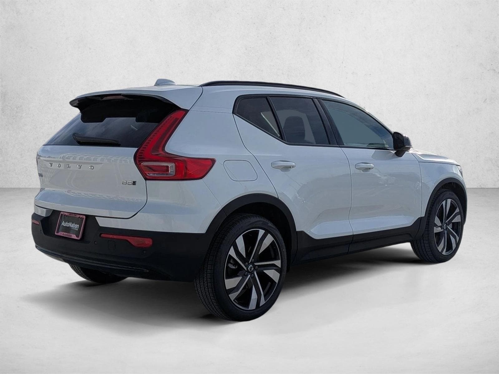 volvo xc40 2026 YV4L12UM7T2666765 image volvo xc40 2026 YV4L12UM7T2666765 image