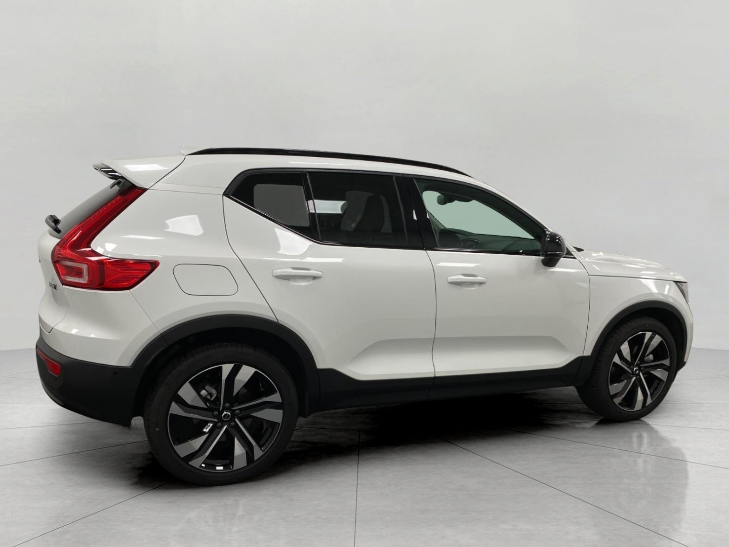 volvo xc40 2026 YV4L12UM1T2721341 image volvo xc40 2026 YV4L12UM1T2721341 image