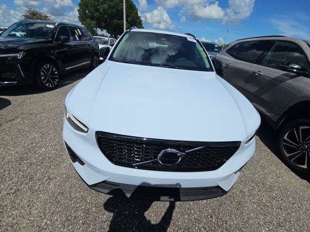 volvo xc40 2026 YV4L12UC7T2731668 image volvo xc40 2026 YV4L12UC7T2731668 image