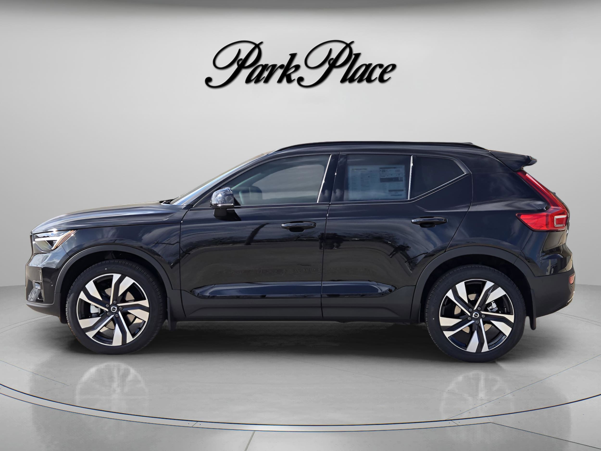 volvo xc40 2026 YV4L12UM8T2746348 image volvo xc40 2026 YV4L12UM8T2746348 image