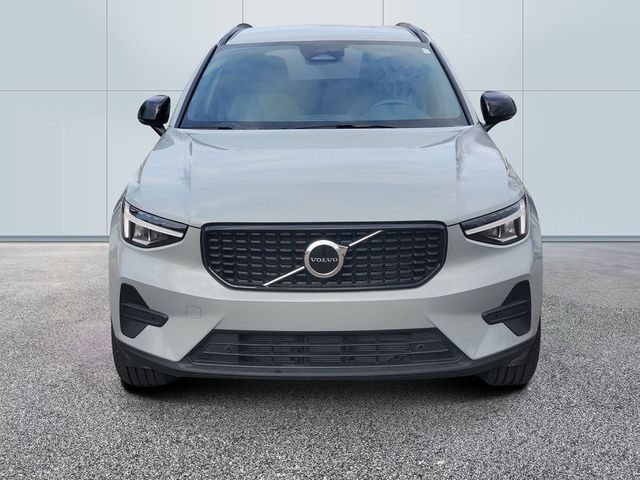 volvo xc40 2026 YV4L12UK3T2668902 image volvo xc40 2026 YV4L12UK3T2668902 image