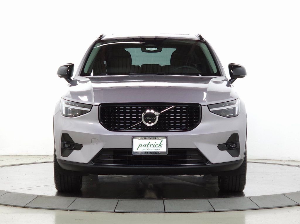 volvo xc40 2026 YV4L12UC7T2660259 image volvo xc40 2026 YV4L12UC7T2660259 image