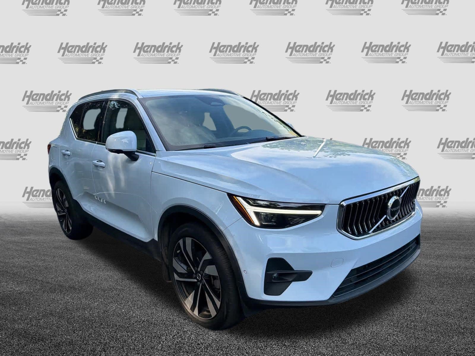 volvo xc40 2024 YV4L12UF0R2234822 image volvo xc40 2024 YV4L12UF0R2234822 image