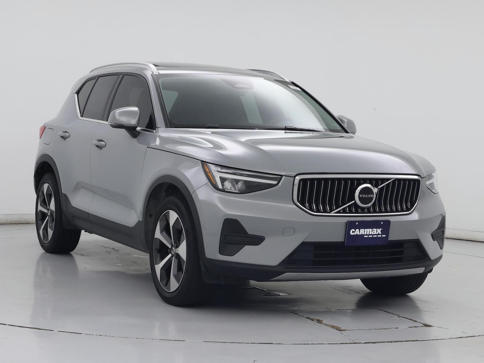 volvo xc40 2024 YV4L12UK8R2377157 image