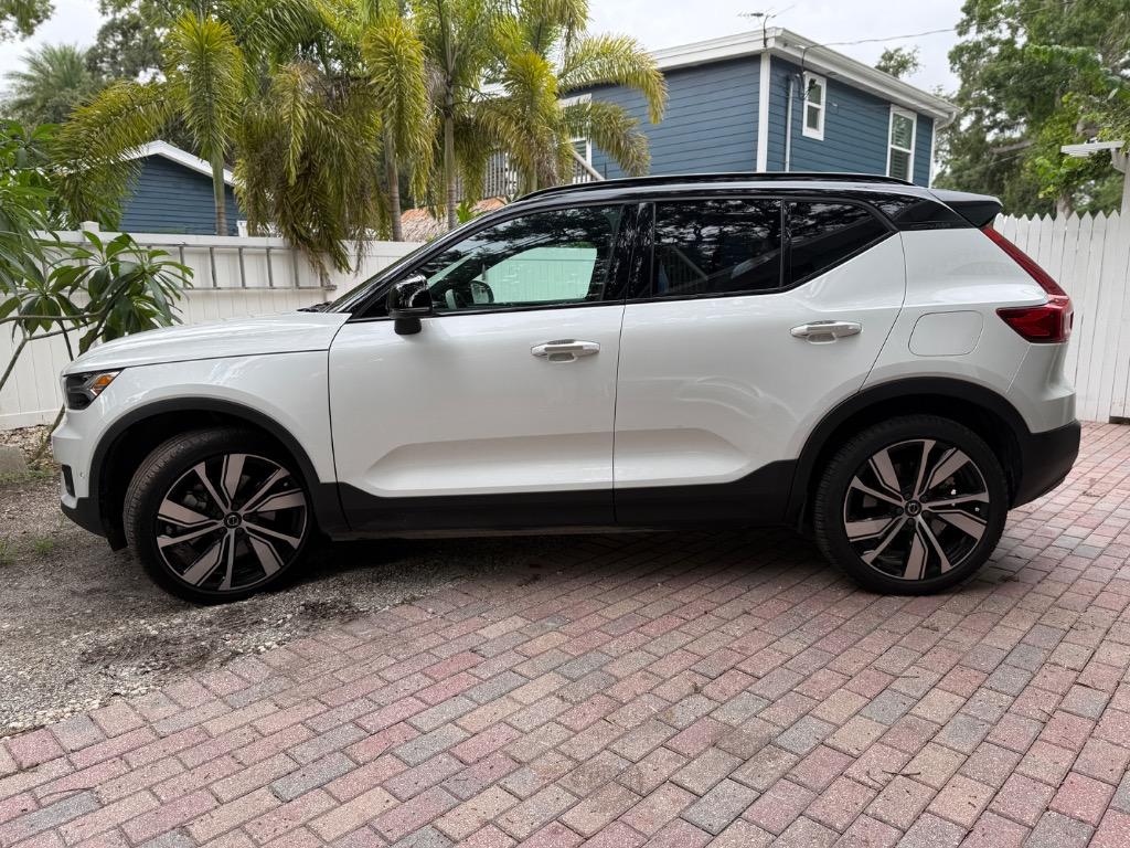 volvo xc40 2022 YV4ED3UB3N2711871 image volvo xc40 2022 YV4ED3UB3N2711871 image