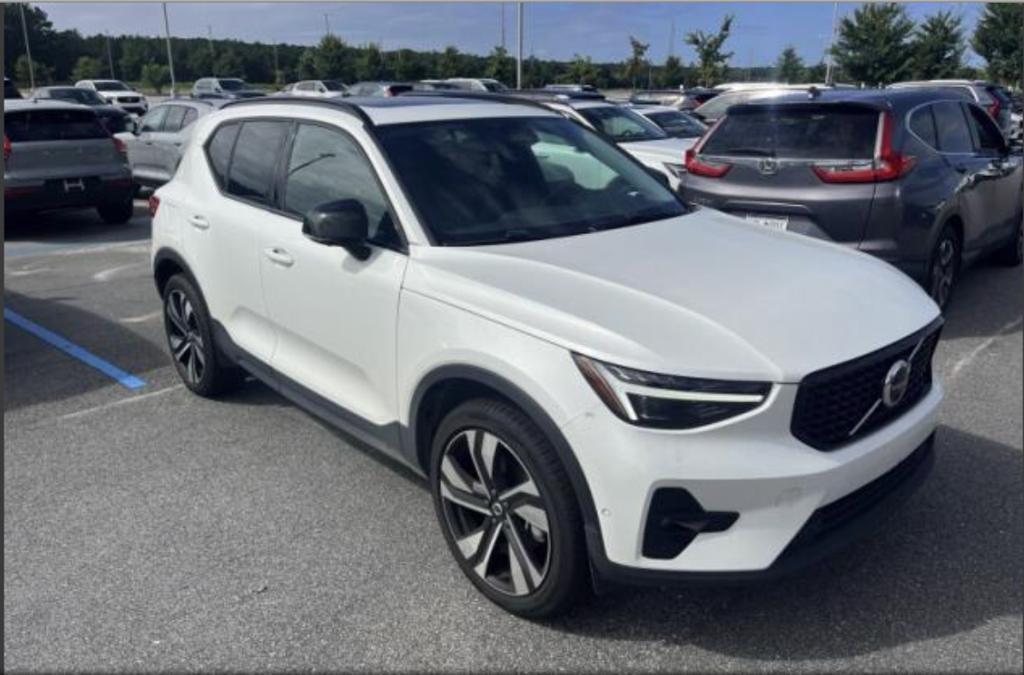 volvo xc40 2025 YV4L12UM7S2594996 image volvo xc40 2025 YV4L12UM7S2594996 image