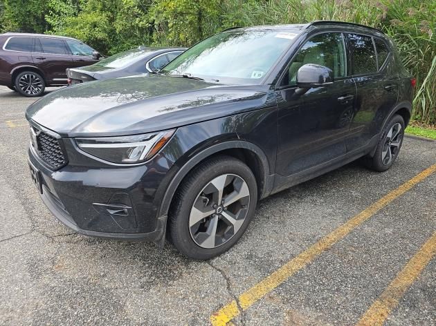 volvo xc40 2025 YV4L12UC4S2595966 image volvo xc40 2025 YV4L12UC4S2595966 image