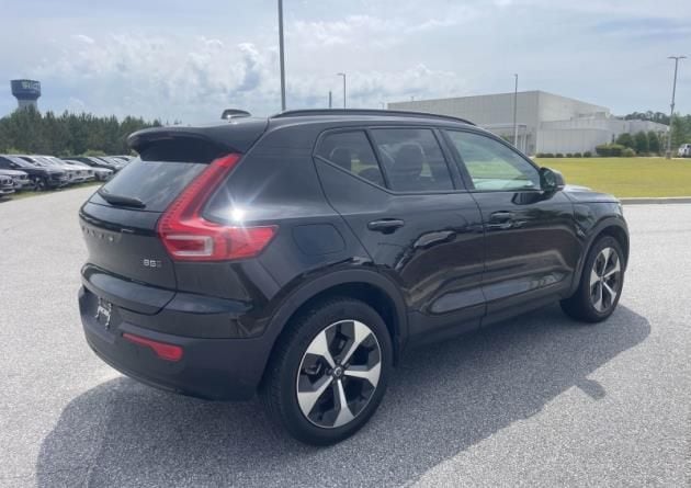 volvo xc40 2025 YV4L12UC7S2571984 image volvo xc40 2025 YV4L12UC7S2571984 image
