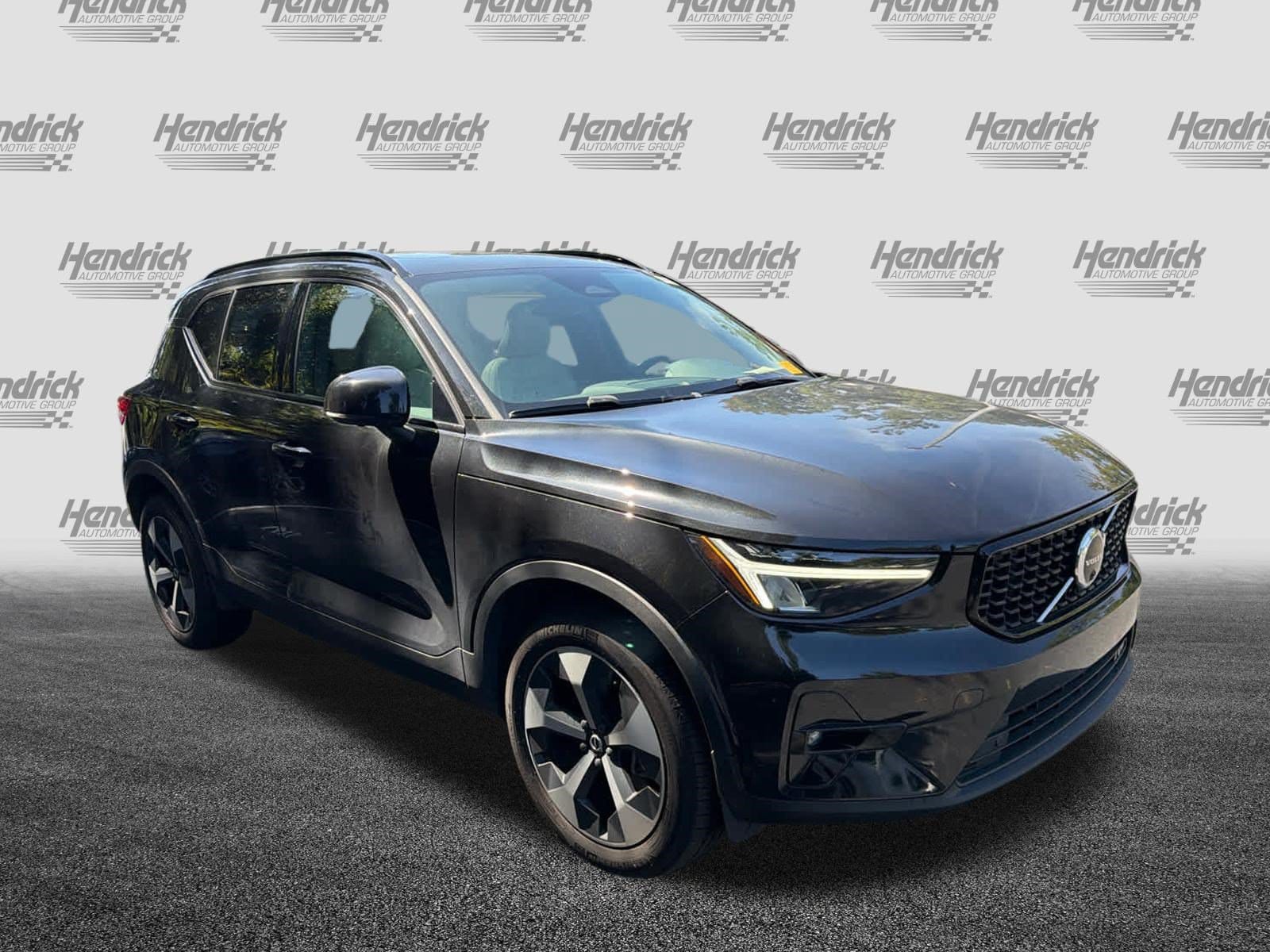 volvo xc40 2025 YV4L12UC5S2597984 image volvo xc40 2025 YV4L12UC5S2597984 image