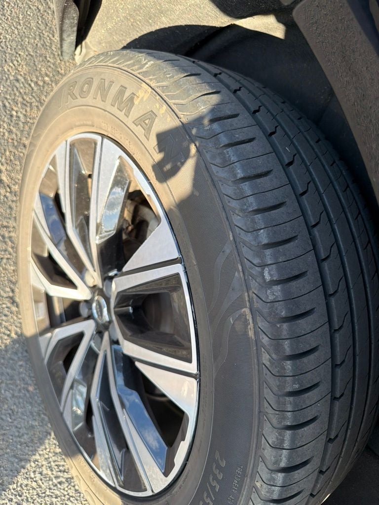 volvo xc60 2023 YV4L12RN4P1375668 image volvo xc60 2023 YV4L12RN4P1375668 image