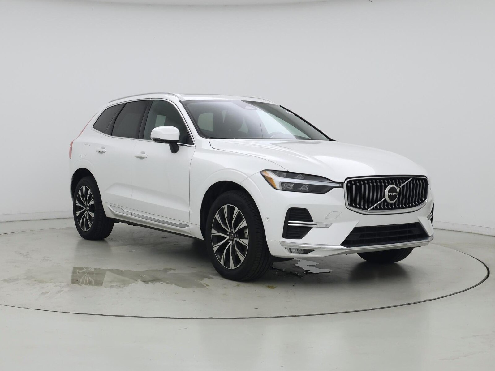 volvo xc60 2023 YV4L12DE6P1352125 image volvo xc60 2023 YV4L12DE6P1352125 image