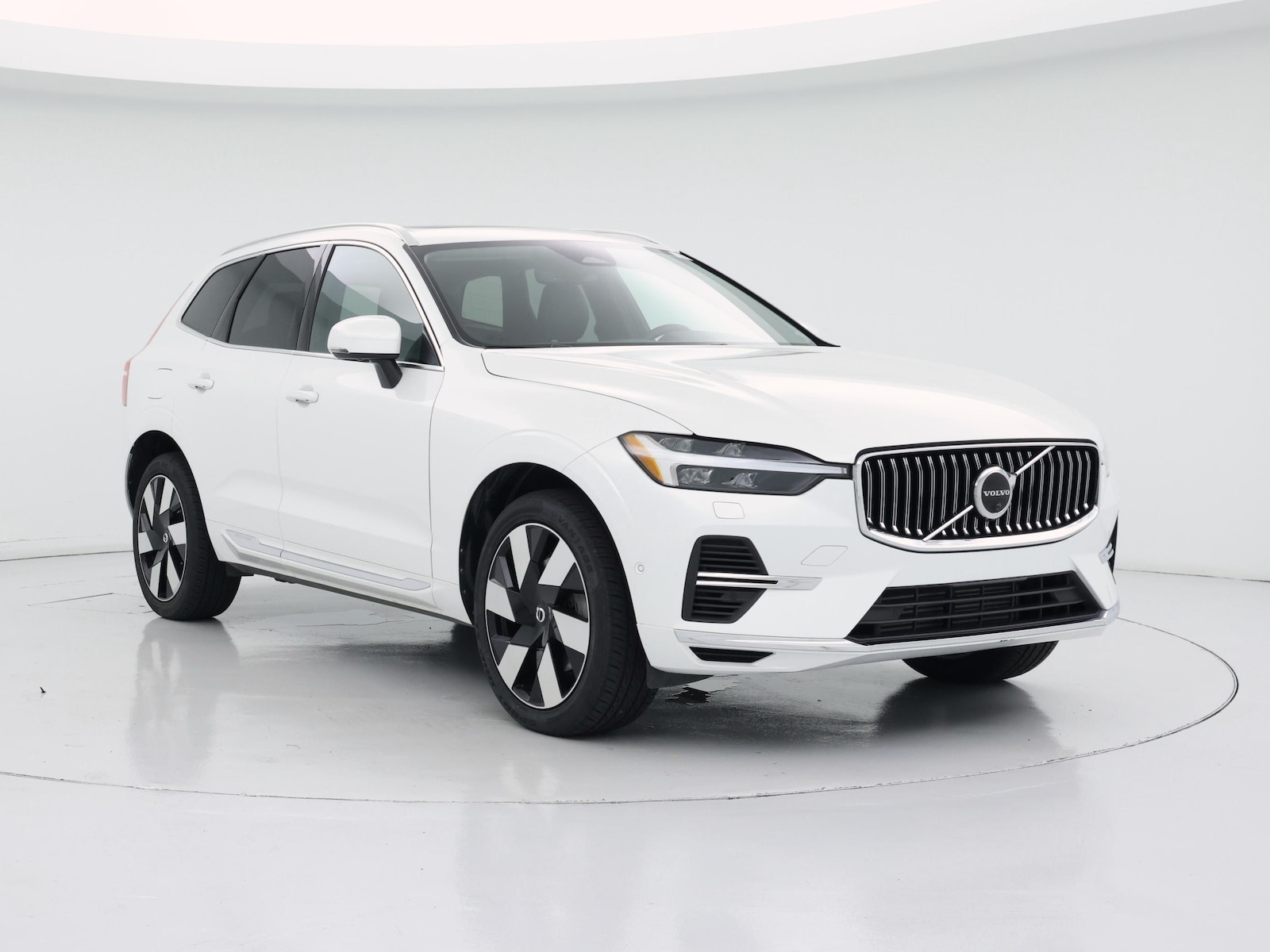 volvo xc60 2023 YV4H60DN1P1347720 image volvo xc60 2023 YV4H60DN1P1347720 image