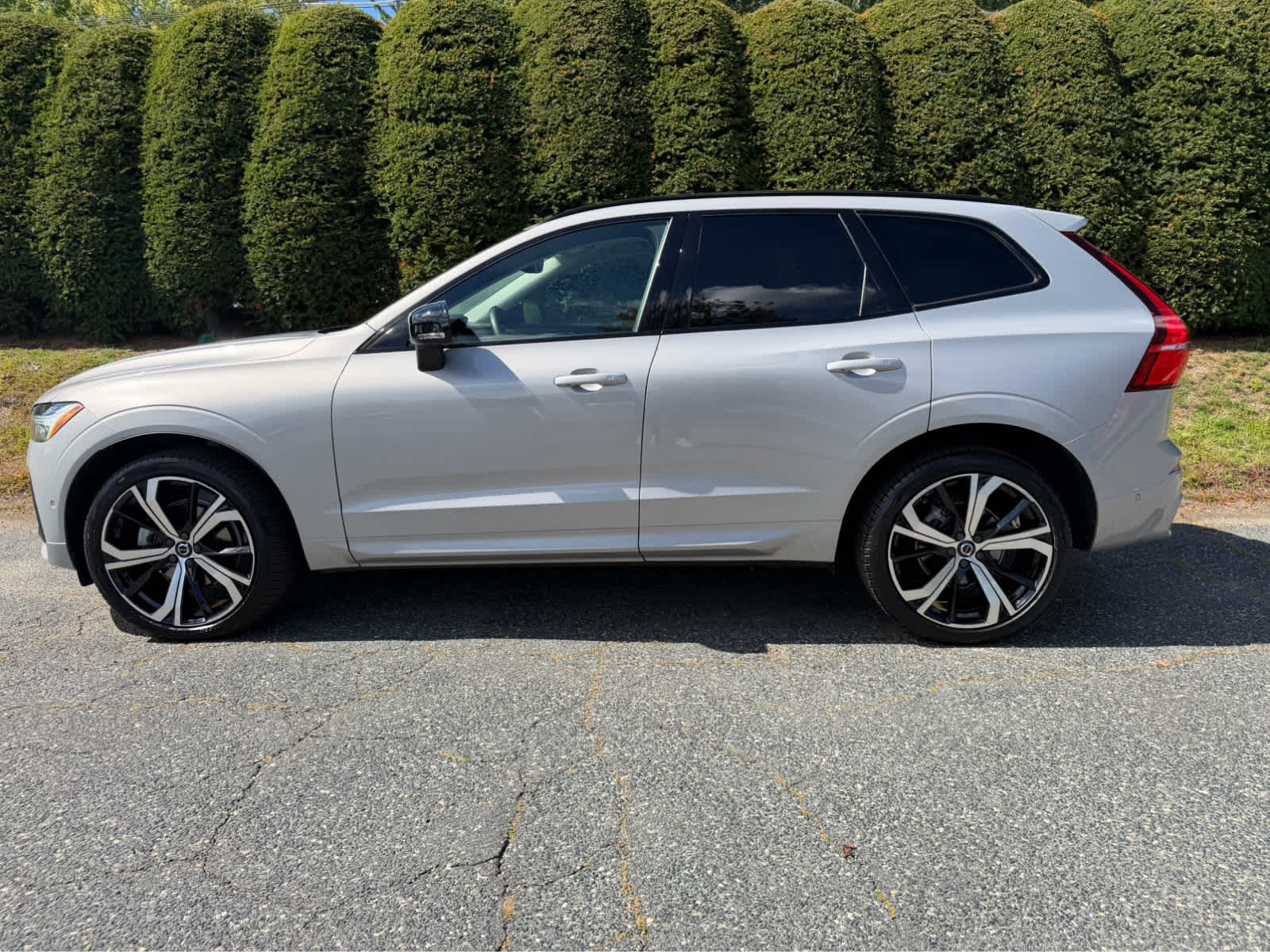 volvo xc60 2023 YV4L12RX6P1305798 image volvo xc60 2023 YV4L12RX6P1305798 image