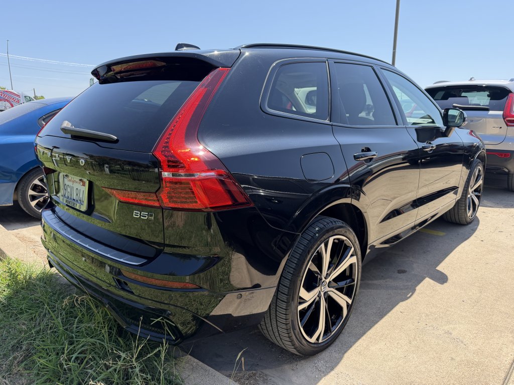 volvo xc60 2023 YV4L12RX9P1359550 image volvo xc60 2023 YV4L12RX9P1359550 image