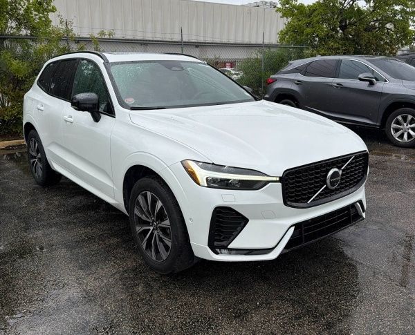 volvo xc60 2023 YV4L12DW7P1364339 image volvo xc60 2023 YV4L12DW7P1364339 image