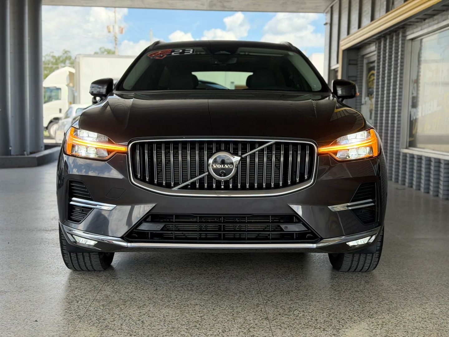volvo xc60 2023 YV4L12RE7P1261065 image volvo xc60 2023 YV4L12RE7P1261065 image