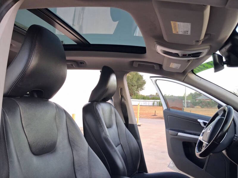 volvo xc60 2016 YV440MDK3G2775425 image volvo xc60 2016 YV440MDK3G2775425 image