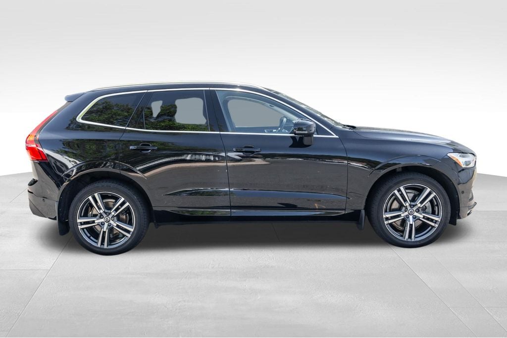 volvo xc60 2018 YV4A22RK1J1047318 image volvo xc60 2018 YV4A22RK1J1047318 image
