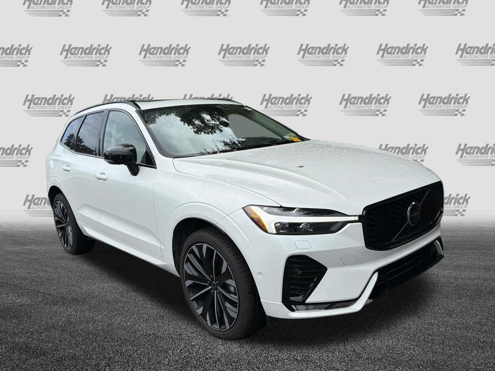 volvo xc60 2026 YV4M12RM3T1416037 image volvo xc60 2026 YV4M12RM3T1416037 image
