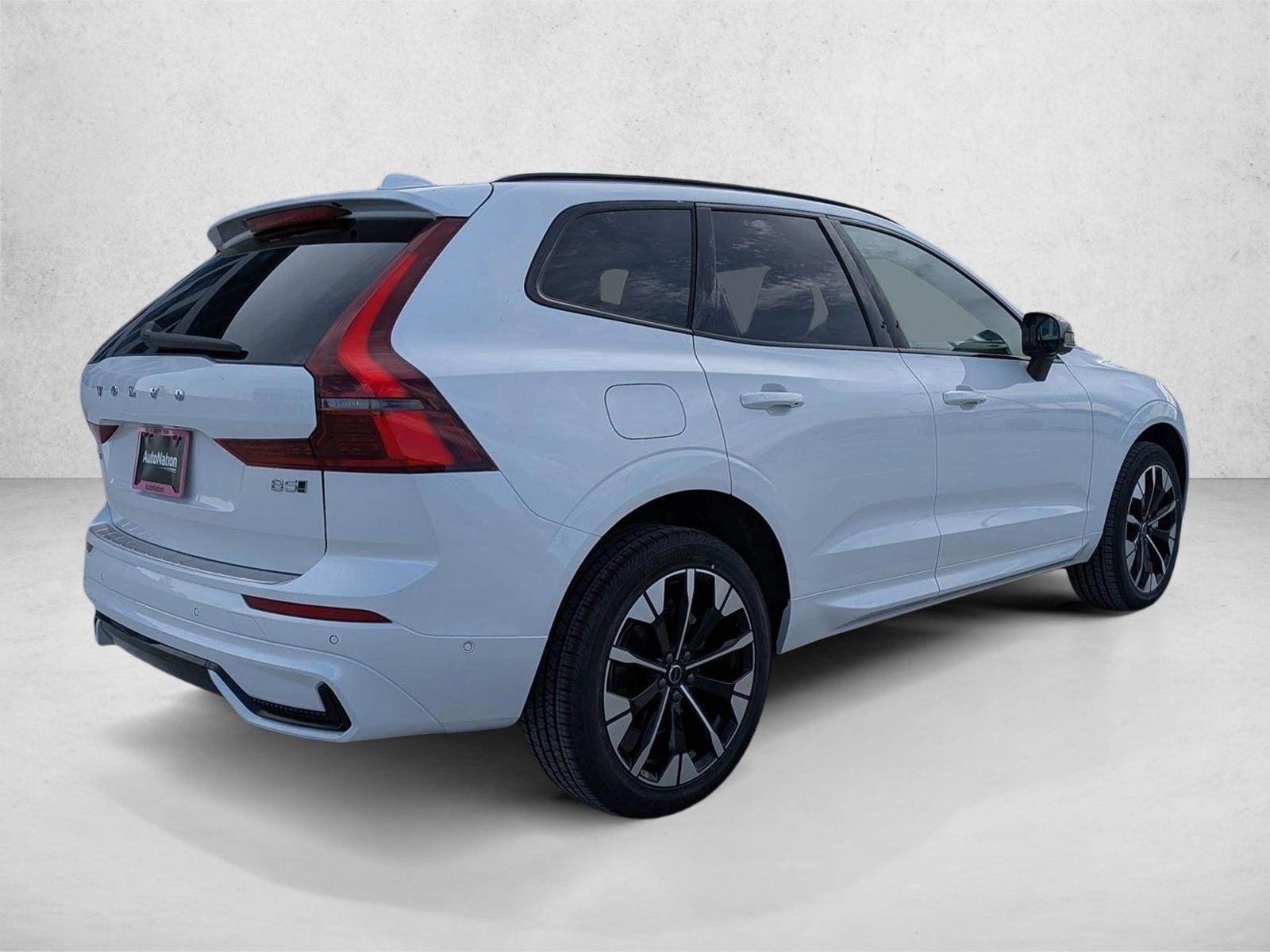 volvo xc60 2026 YV4M12RC6T1317879 image volvo xc60 2026 YV4M12RC6T1317879 image