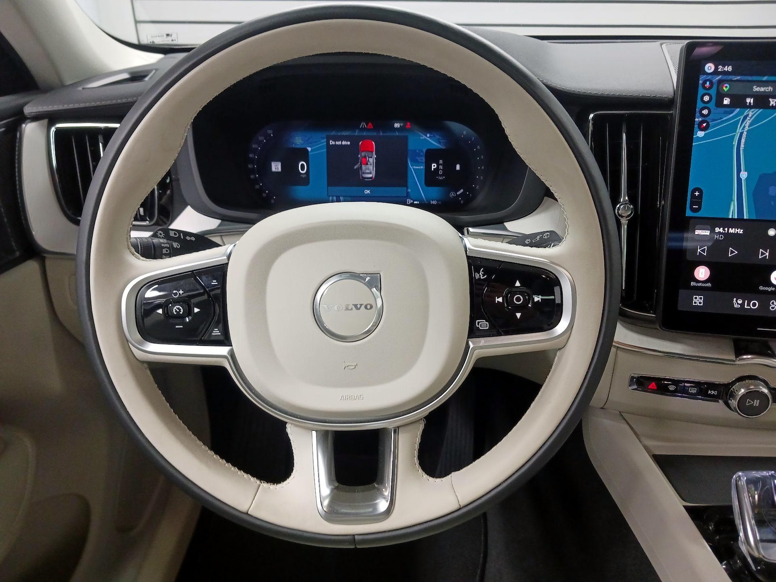 volvo xc60 2026 YV4M12RM8T1292332 image volvo xc60 2026 YV4M12RM8T1292332 image