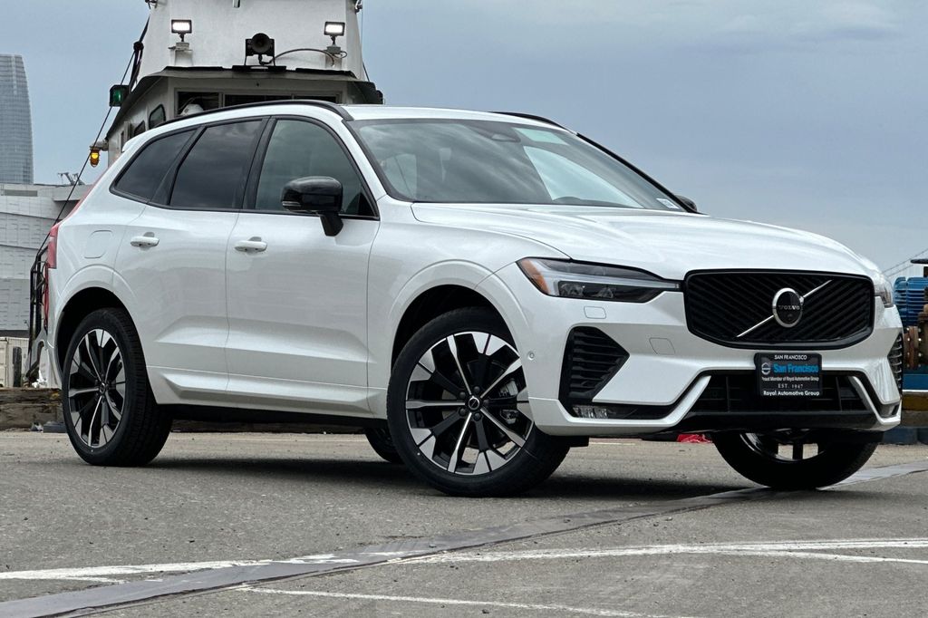 volvo xc60 2026 YV4M12RC3T1325423 image volvo xc60 2026 YV4M12RC3T1325423 image