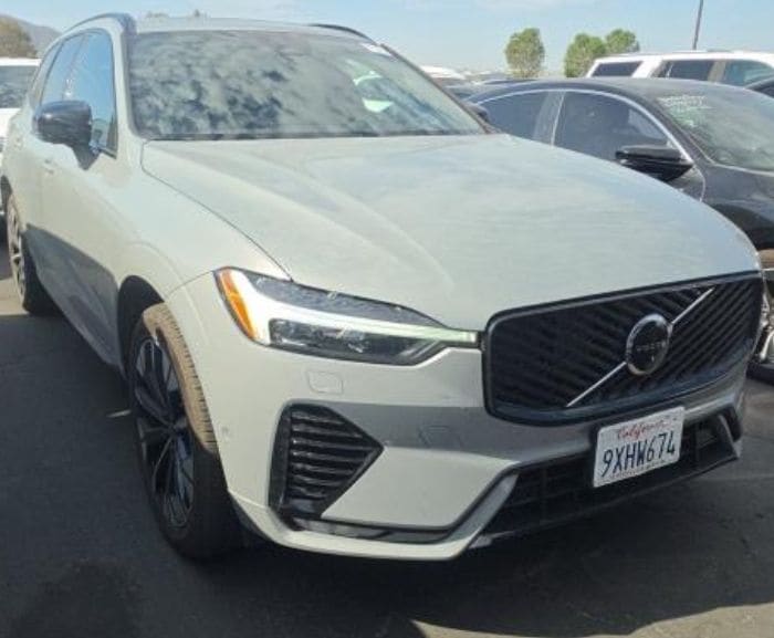 volvo xc60 2026 YV4M12RC8T1442477 image volvo xc60 2026 YV4M12RC8T1442477 image