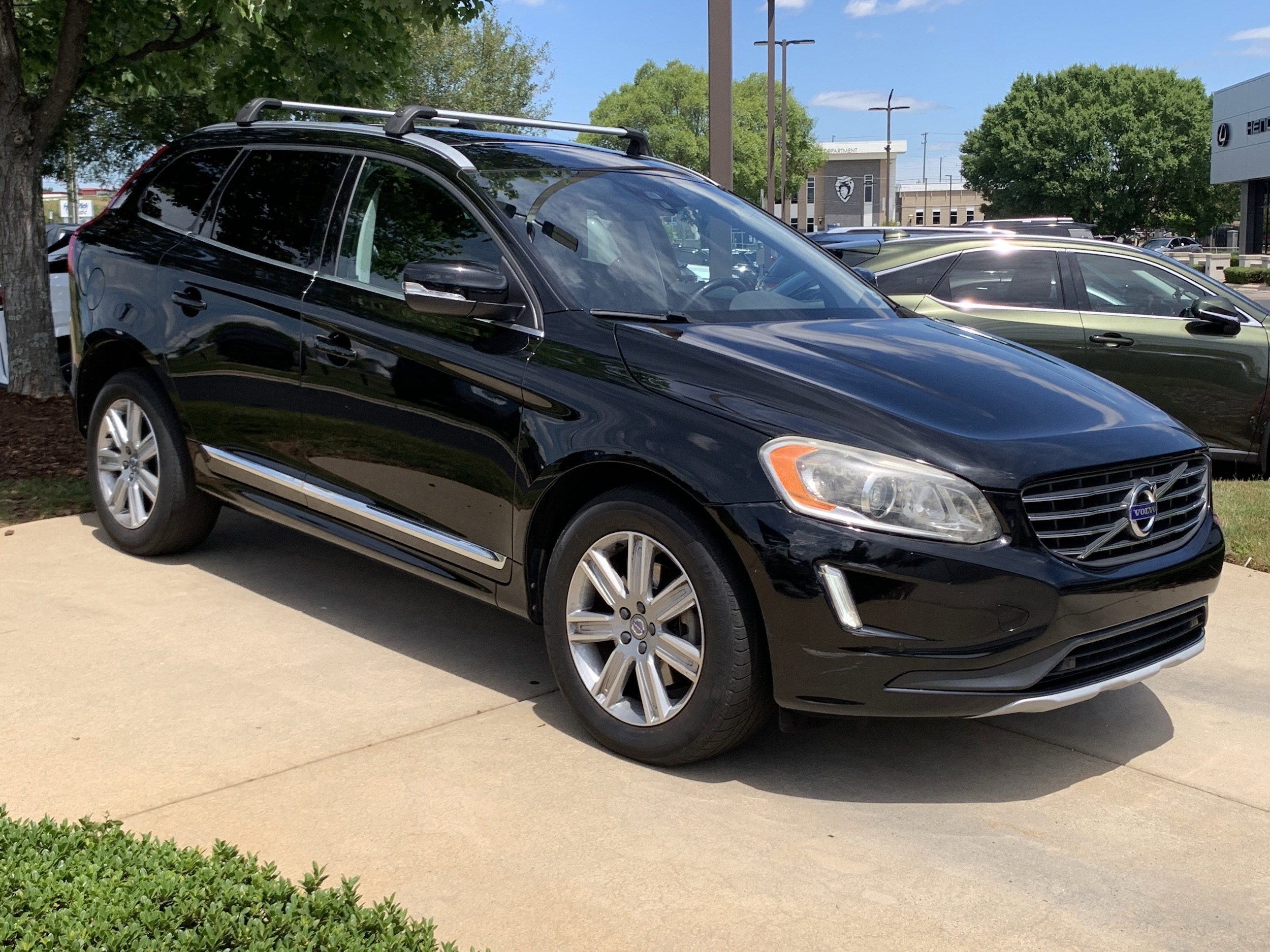 volvo xc60 2017 YV440MDU0H2101915 image volvo xc60 2017 YV440MDU0H2101915 image