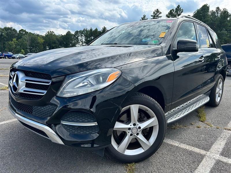 volvo xc60 2017 YV449MRU0H2141443 image volvo xc60 2017 YV449MRU0H2141443 image