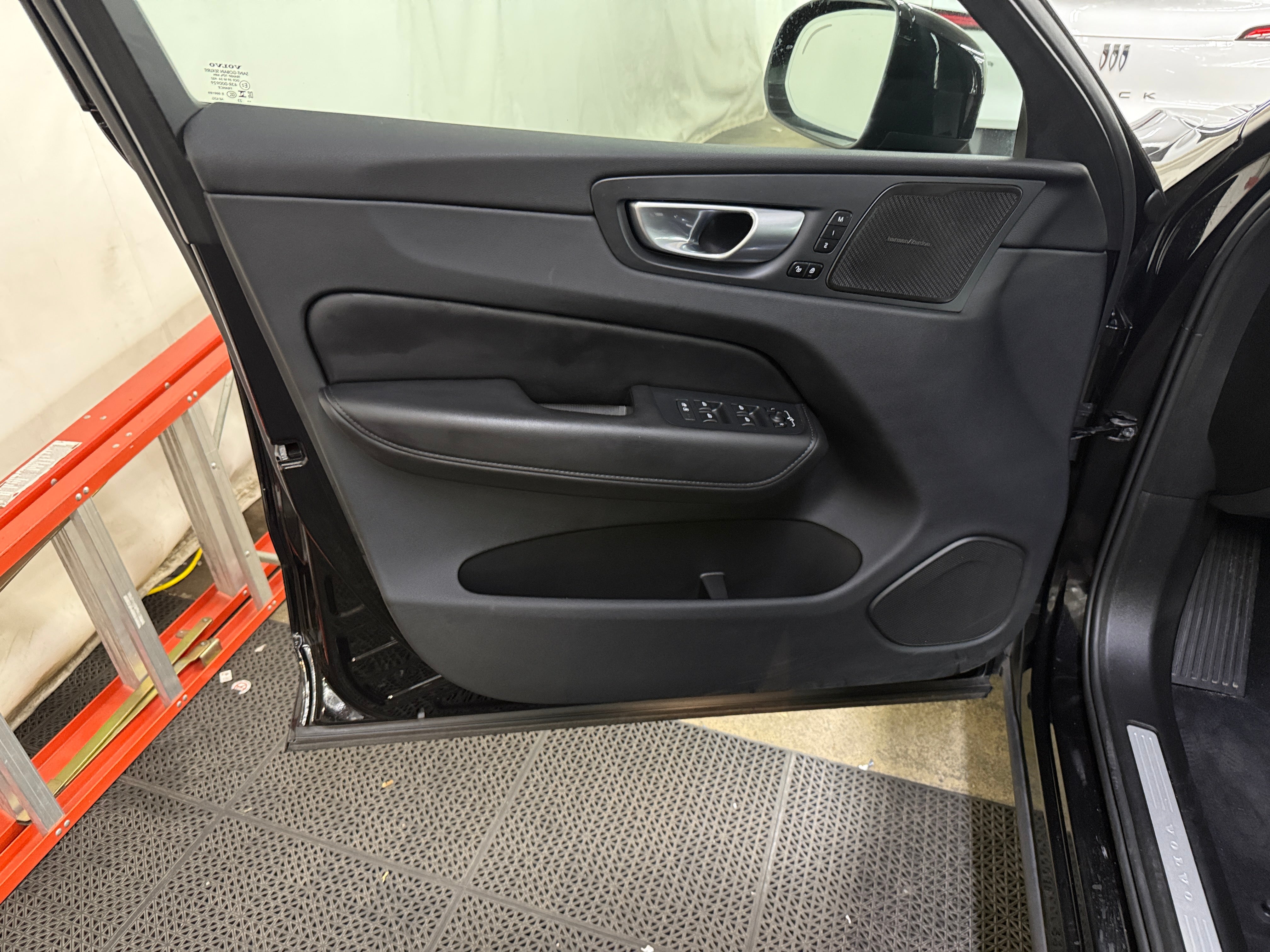 volvo xc60 2024 YV4L12RLXR1739271 image volvo xc60 2024 YV4L12RLXR1739271 image