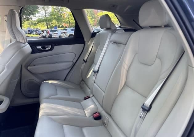 volvo xc60 2024 YV4L12RL4R1783332 image volvo xc60 2024 YV4L12RL4R1783332 image