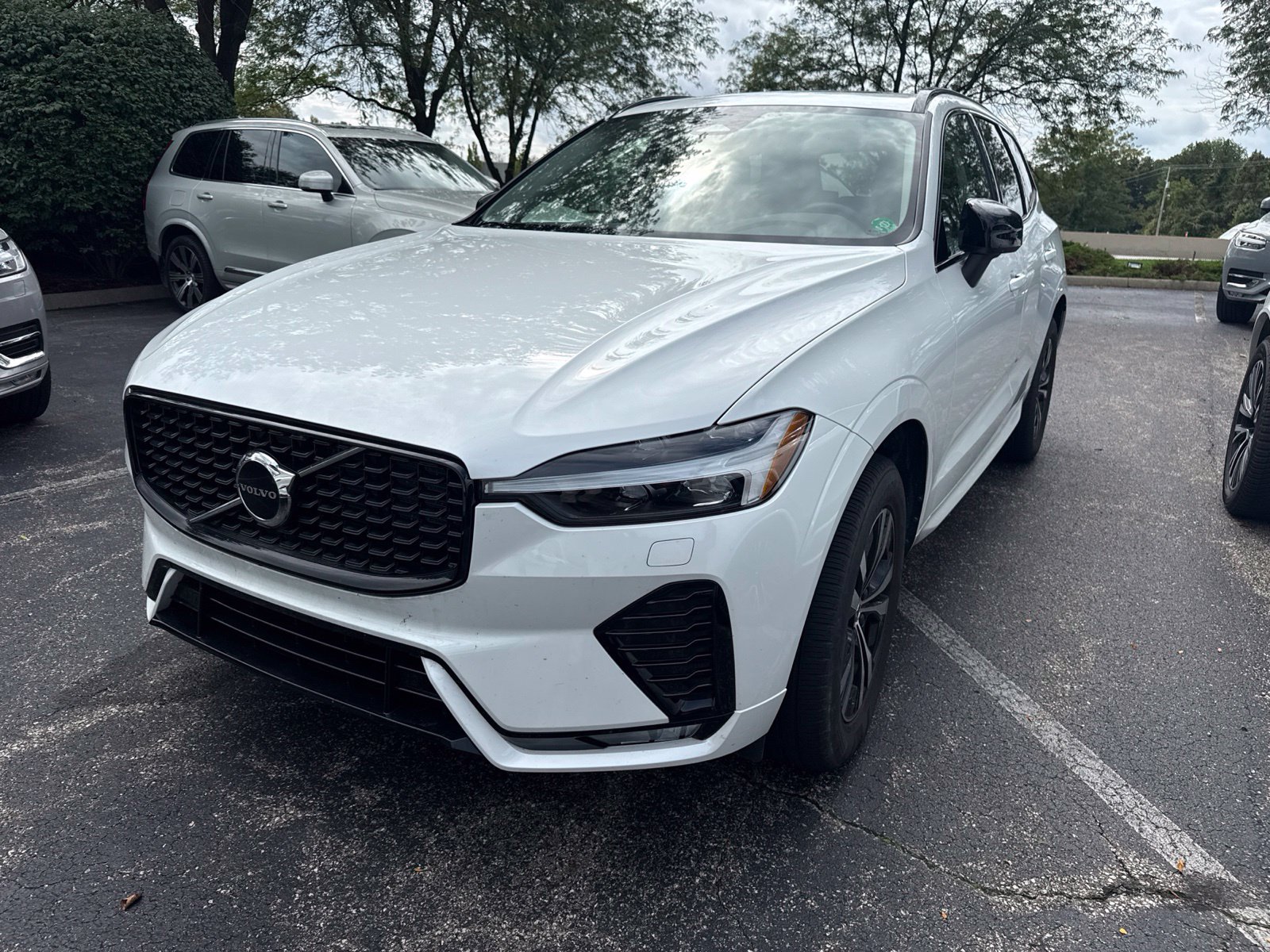 volvo xc60 2024 YV4L12RK8R1763754 image volvo xc60 2024 YV4L12RK8R1763754 image