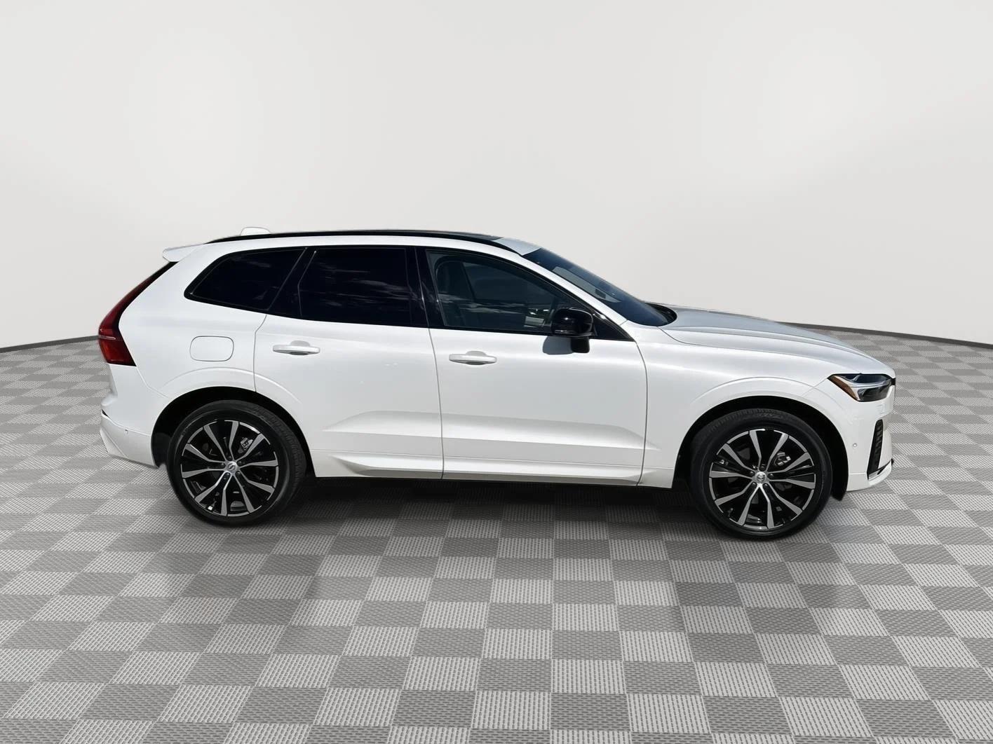 volvo xc60 2024 YV4L12RLXR1924369 image volvo xc60 2024 YV4L12RLXR1924369 image
