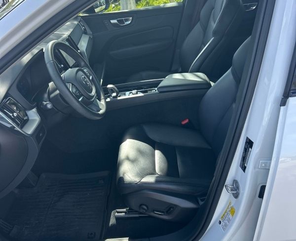 volvo xc60 2024 YV4L12RK2R1761577 image volvo xc60 2024 YV4L12RK2R1761577 image