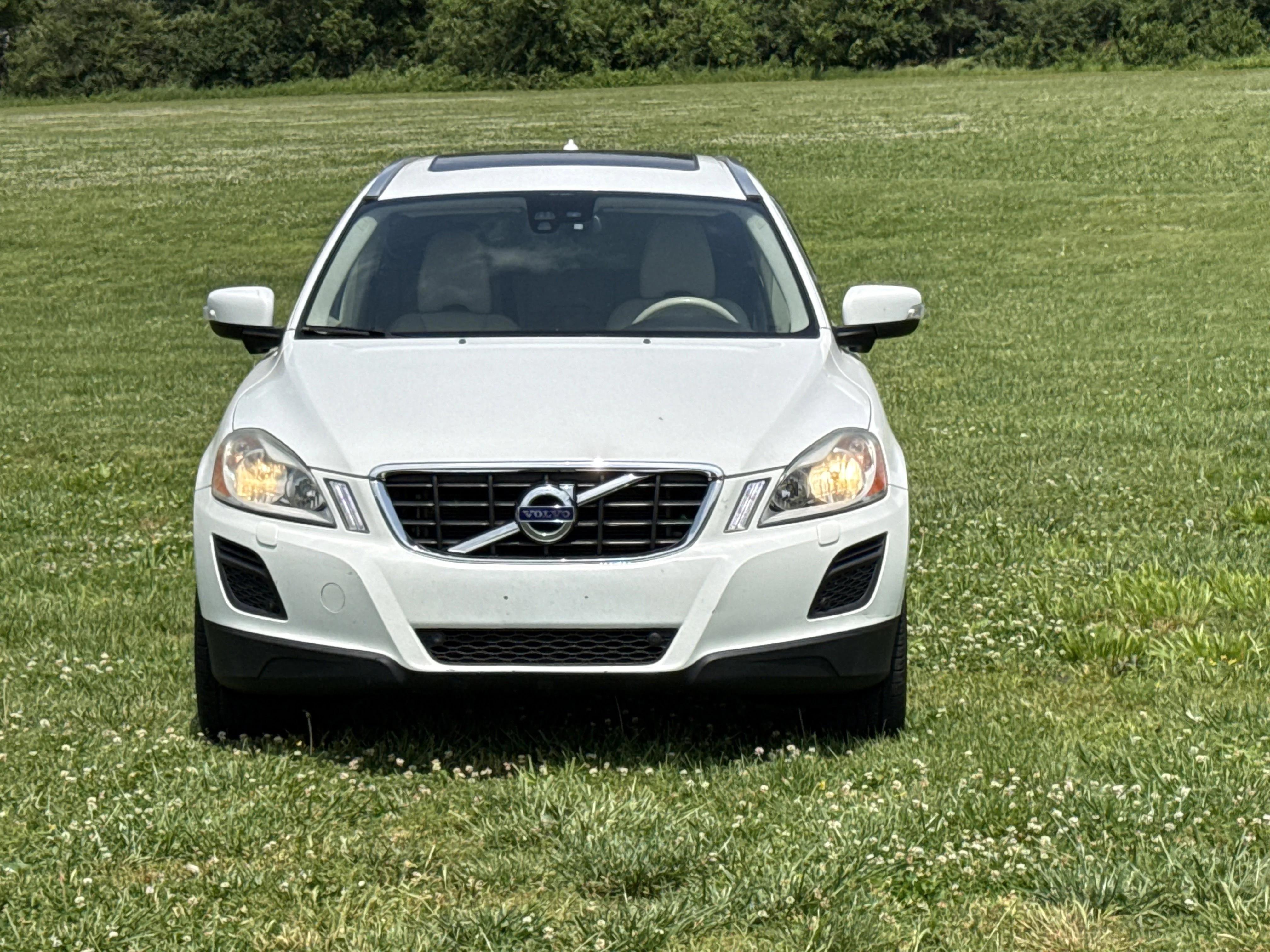volvo xc60 2011 YV4902DZ3B2192224 image volvo xc60 2011 YV4902DZ3B2192224 image