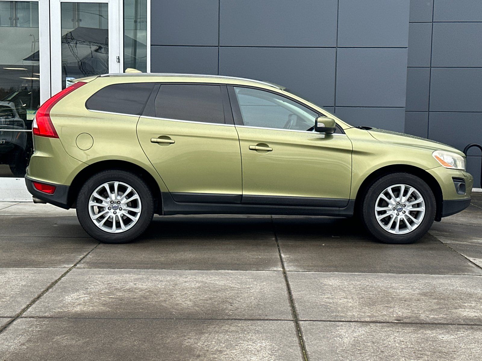 volvo xc60 2010 YV4992DZ4A2036083 image volvo xc60 2010 YV4992DZ4A2036083 image